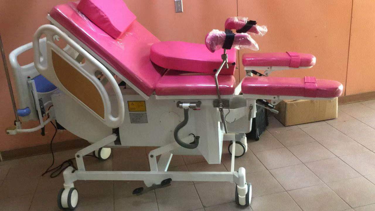 Electric obstetrics hospital bed